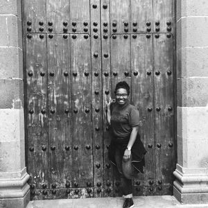 Meet your Posher, Ligia